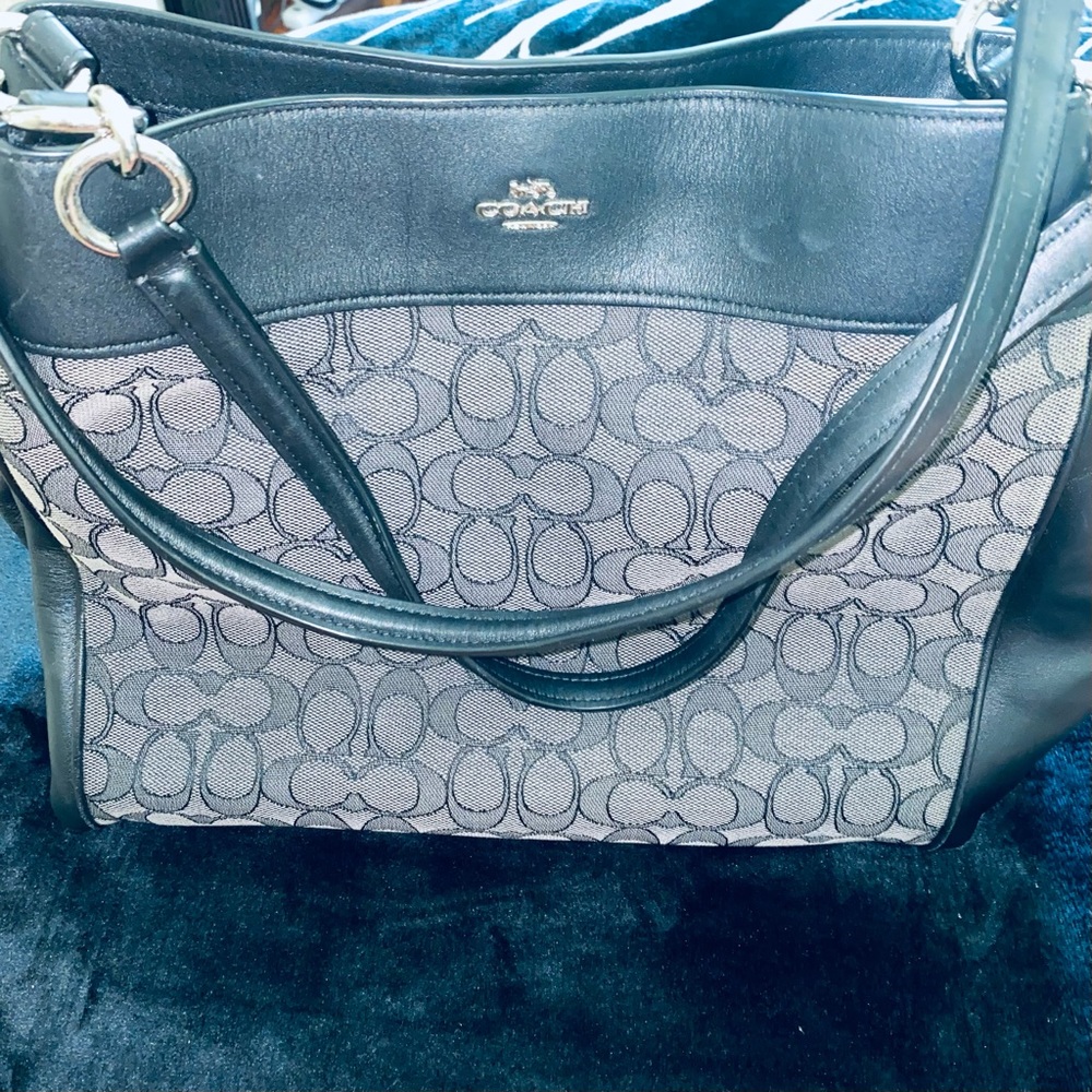 1 bag Coach original Oversized Purse Black and Gray Pre-Owned (used few times)